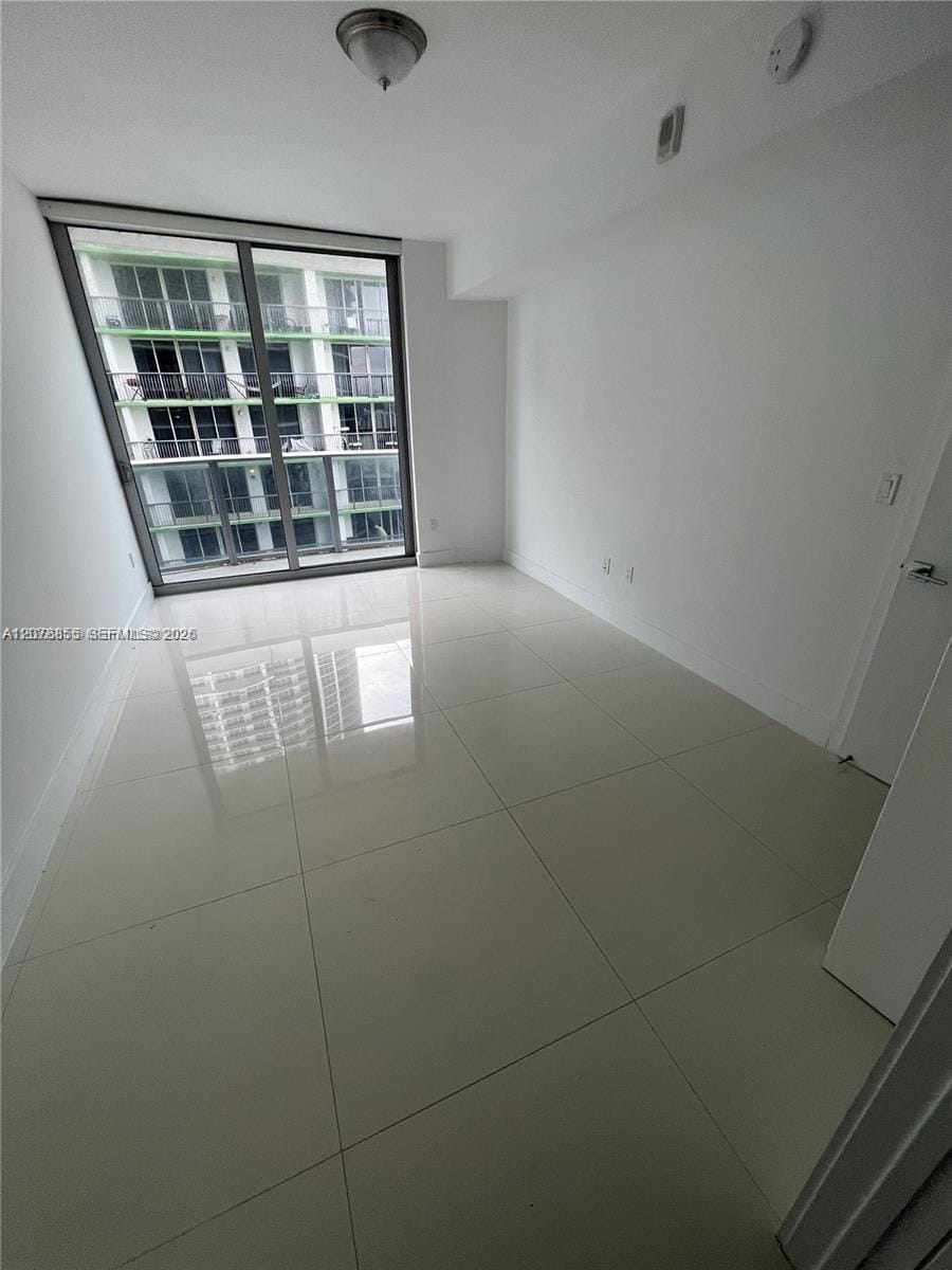 488 NE 18th Street 3100, Miami, FL 33132 photo 11