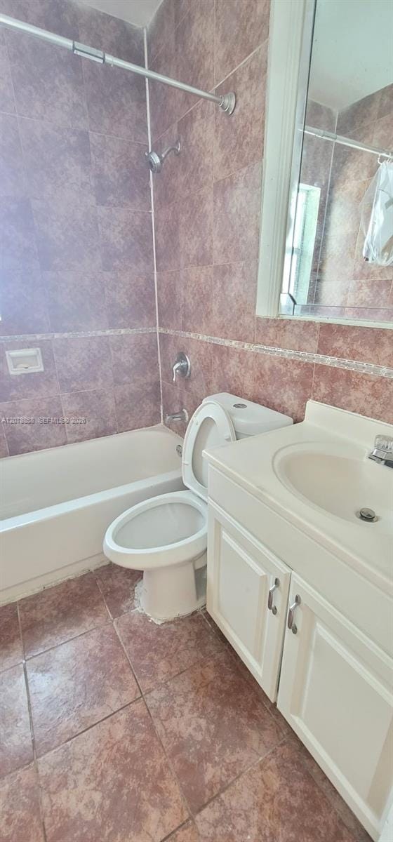 141 NE 168th Street 0, North Miami Beach, FL 33162 photo 6