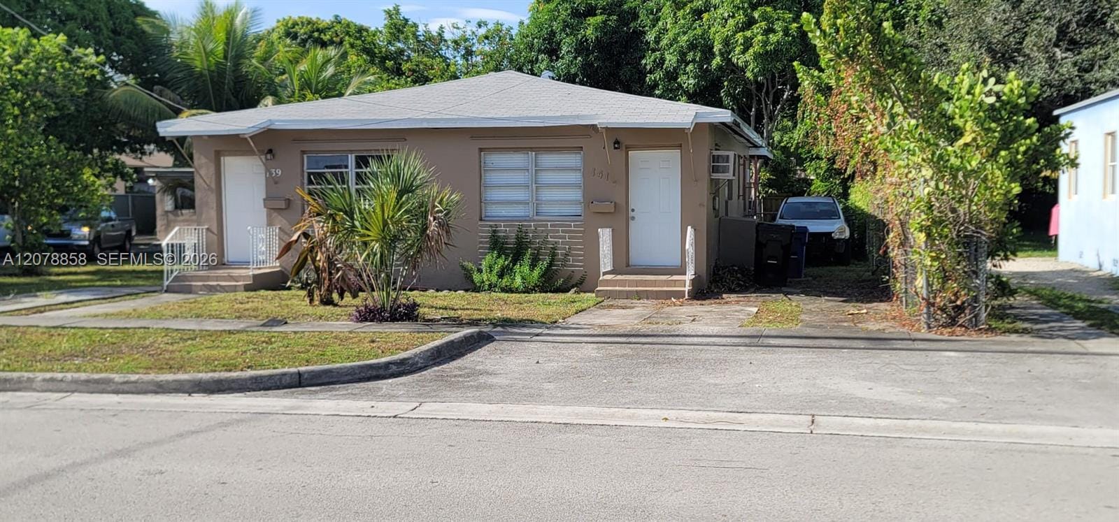 141 NE 168th Street 0, North Miami Beach, FL 33162