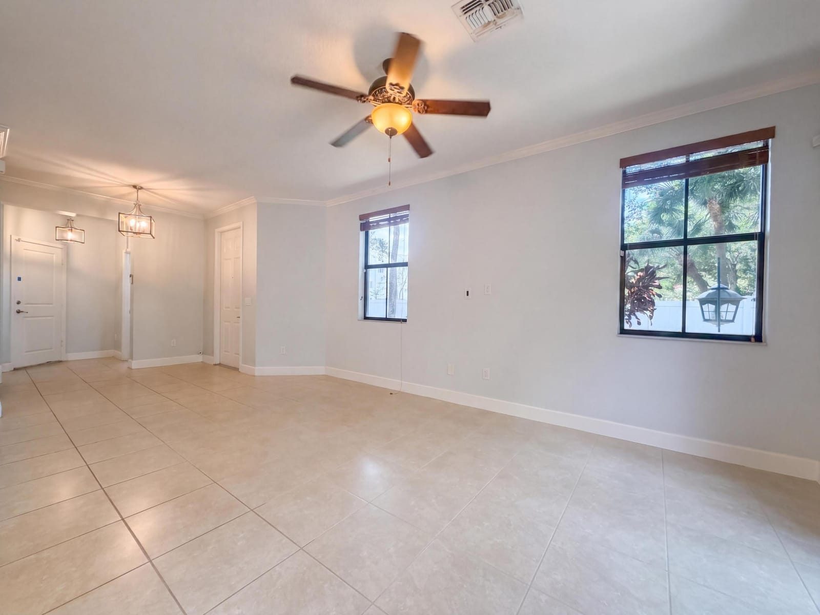 4967 NW 59th Street — photo 3