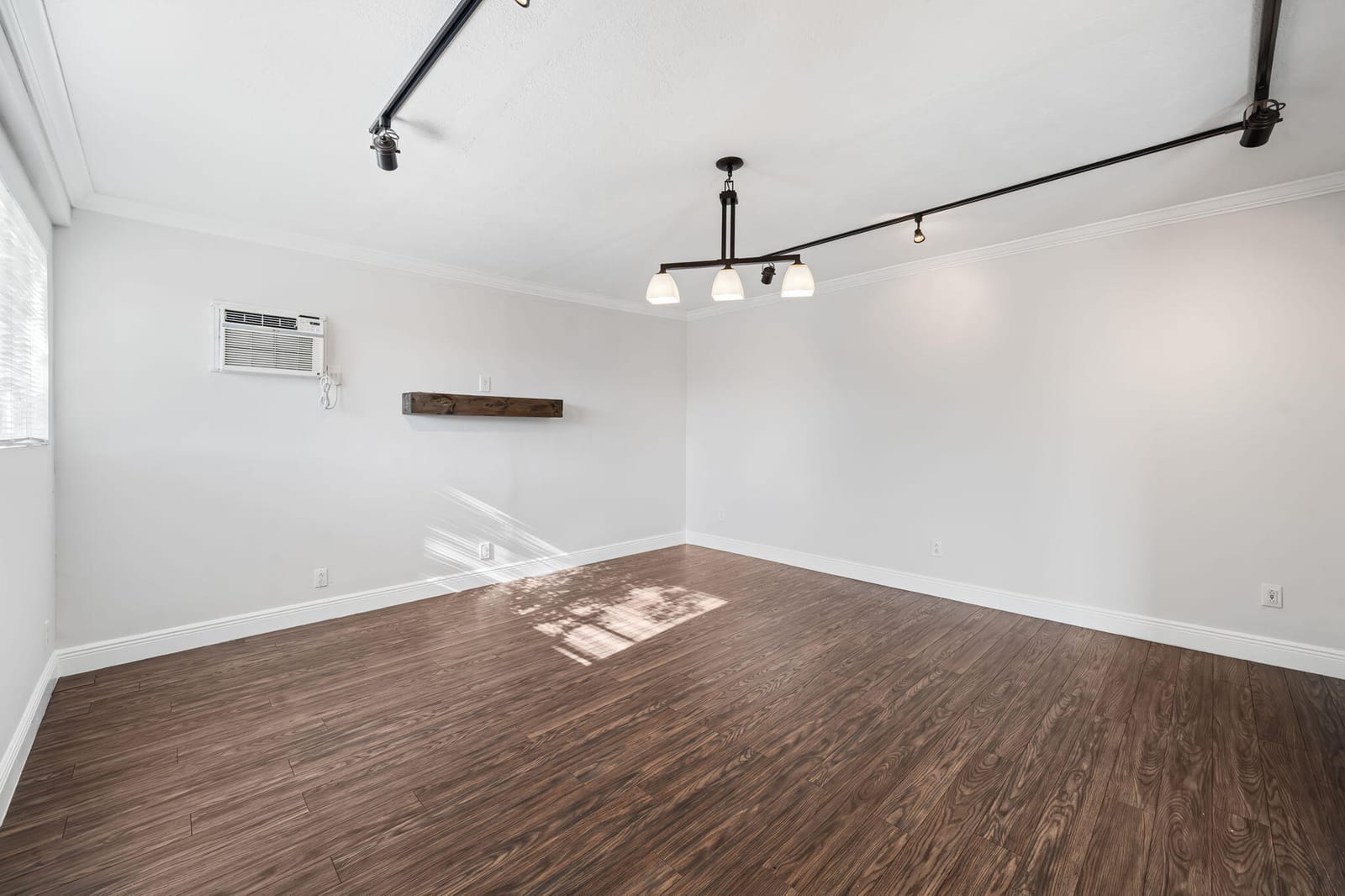 3428 Capri Road — photo 12