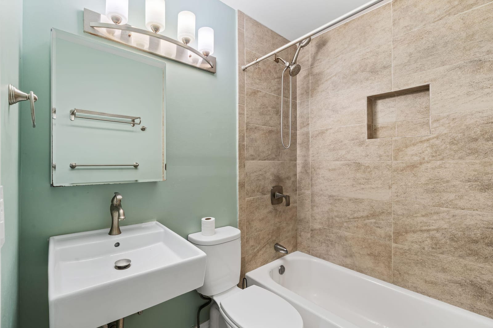 3428 Capri Road — photo 7