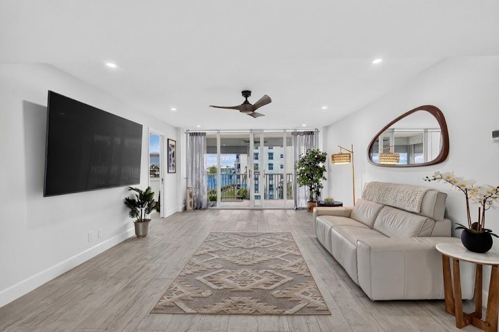 1 Harbourside Drive 3403, Delray Beach, FL 33483 photo 4
