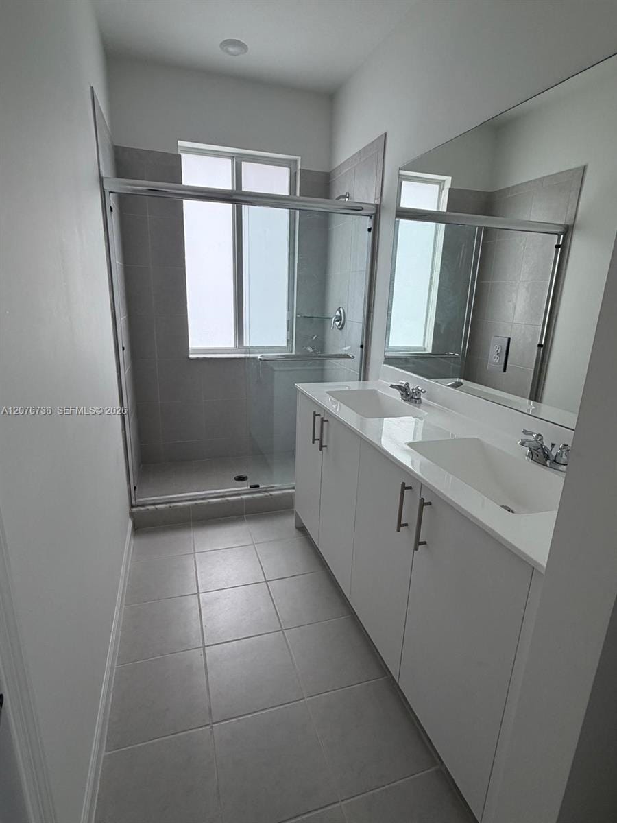 692 SE 13th Court — photo 5