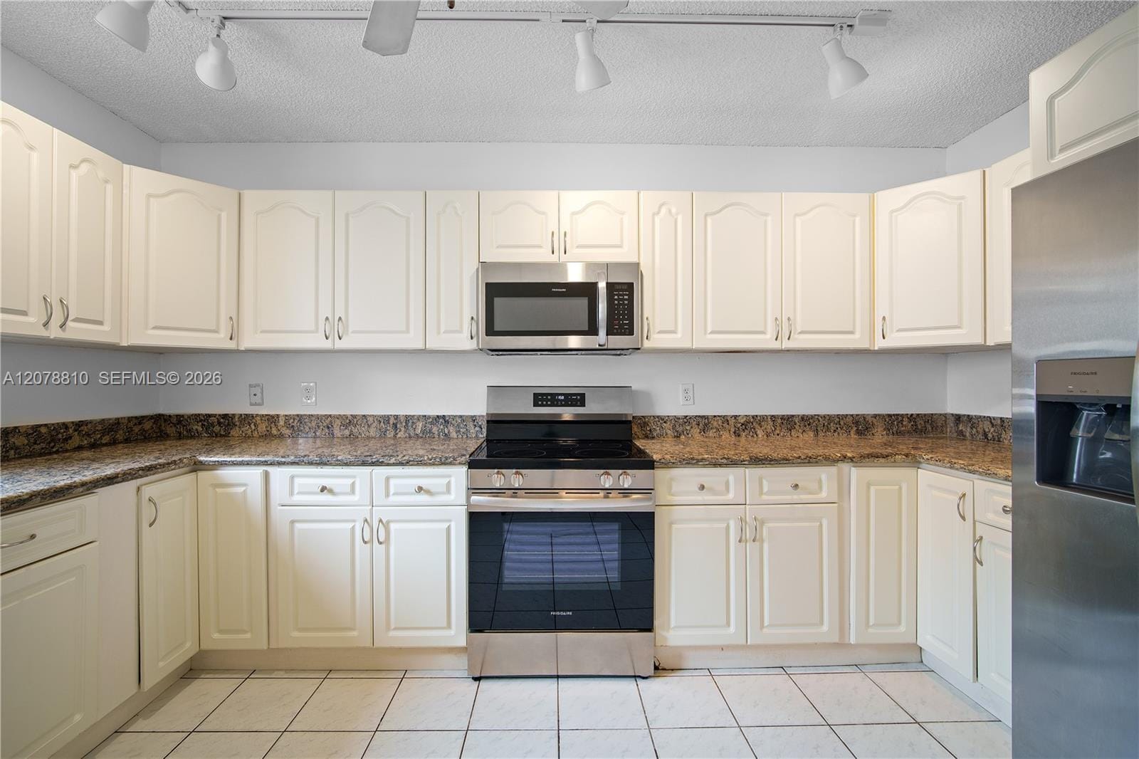 21378 Marina Cove Circle 11-B — photo 11