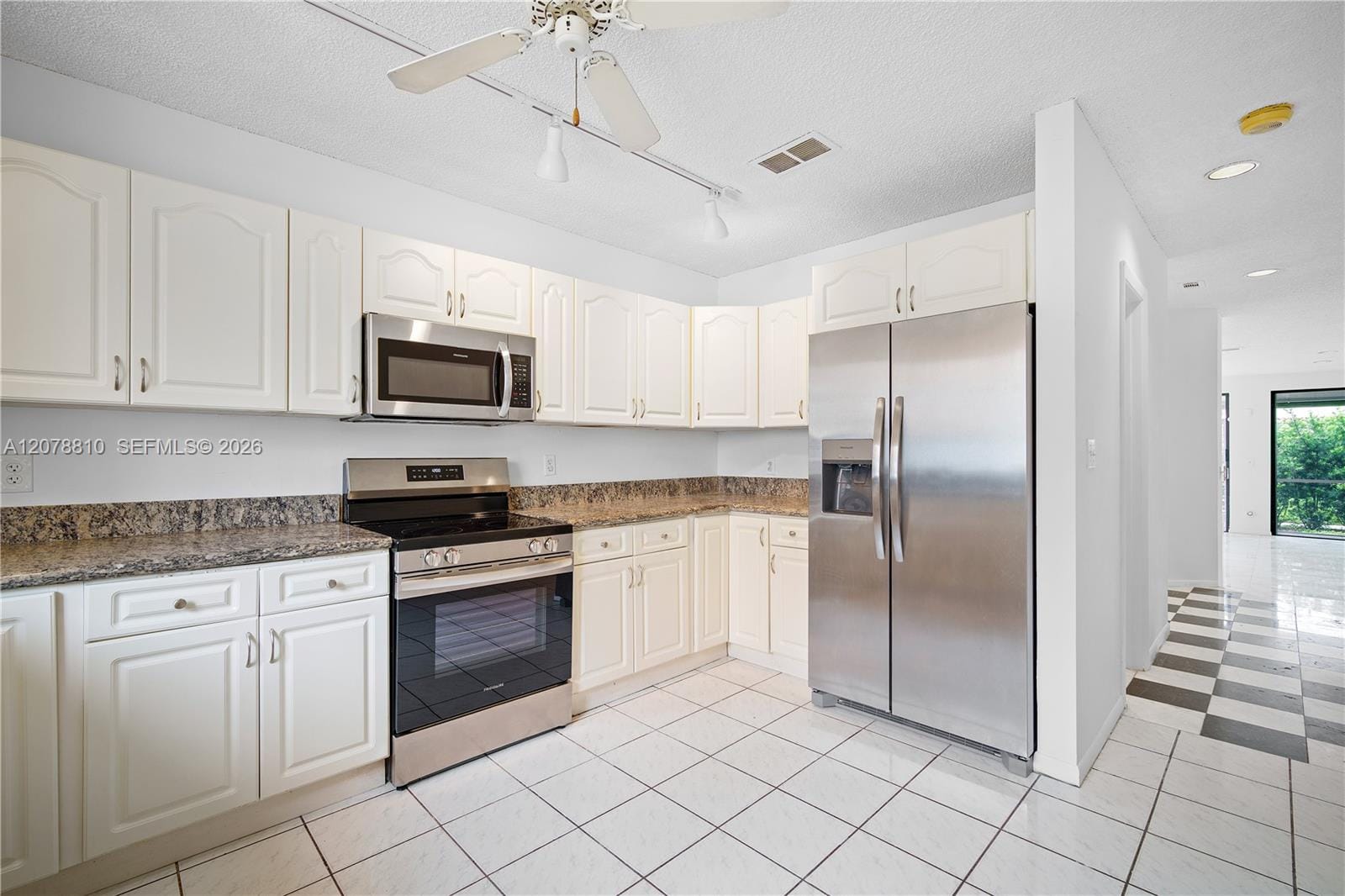 21378 Marina Cove Circle 11-B, Aventura, FL 33180 photo 13