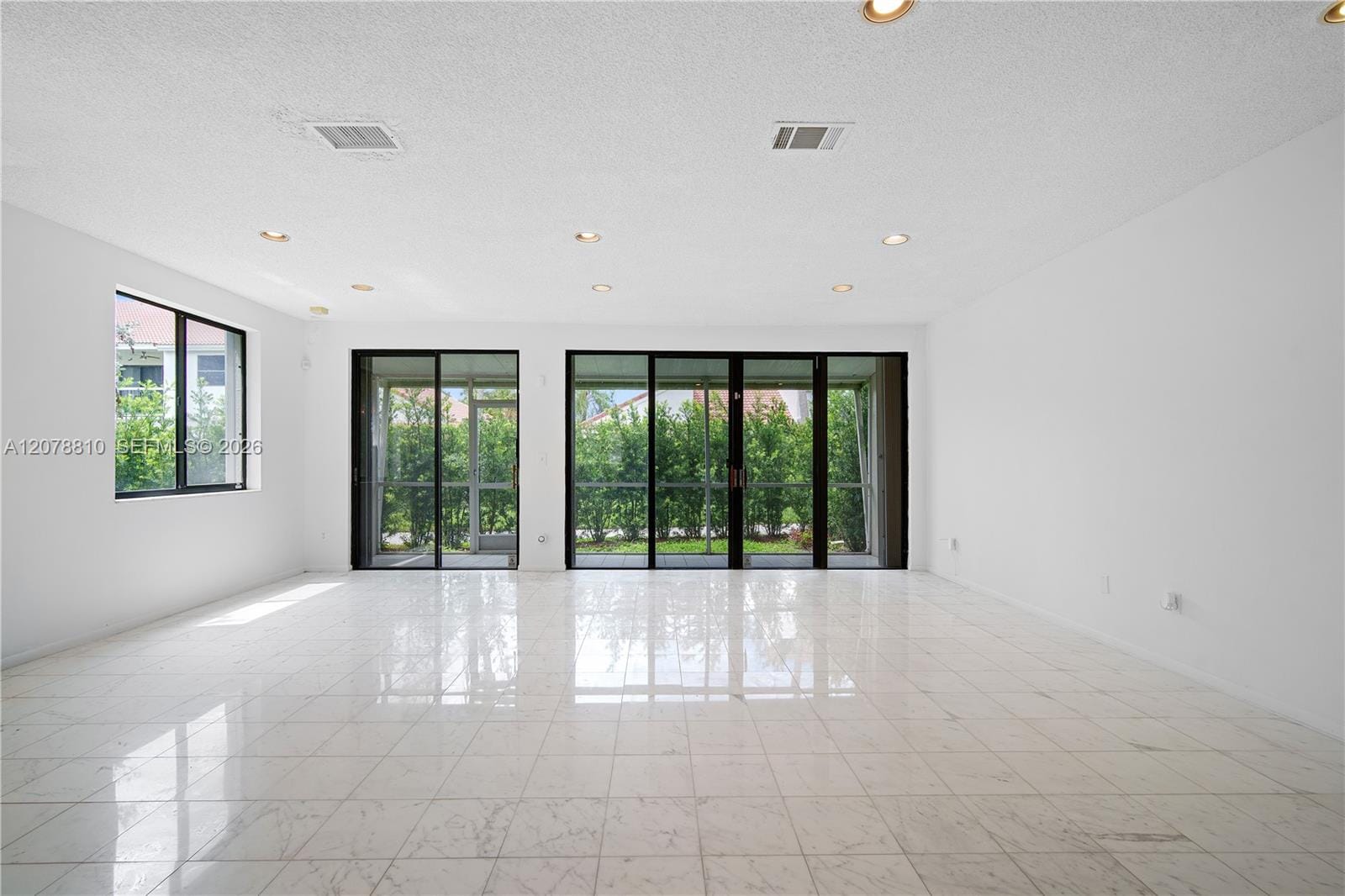 21378 Marina Cove Circle 11-B — photo 3