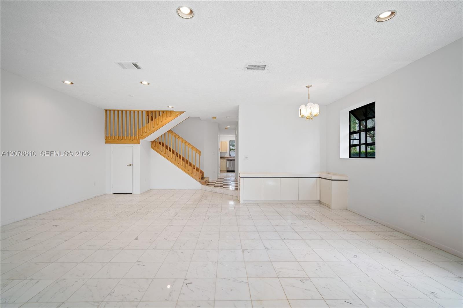 21378 Marina Cove Circle 11-B — photo 6