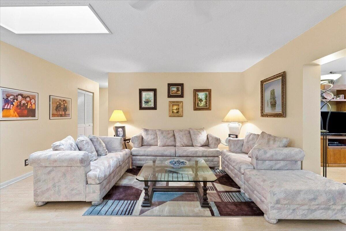 9843 NW 75TH Court NW, Tamarac, FL 33321 photo 11