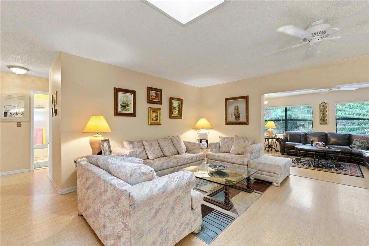 9843 NW 75TH Court NW, Tamarac, FL 33321 photo 12