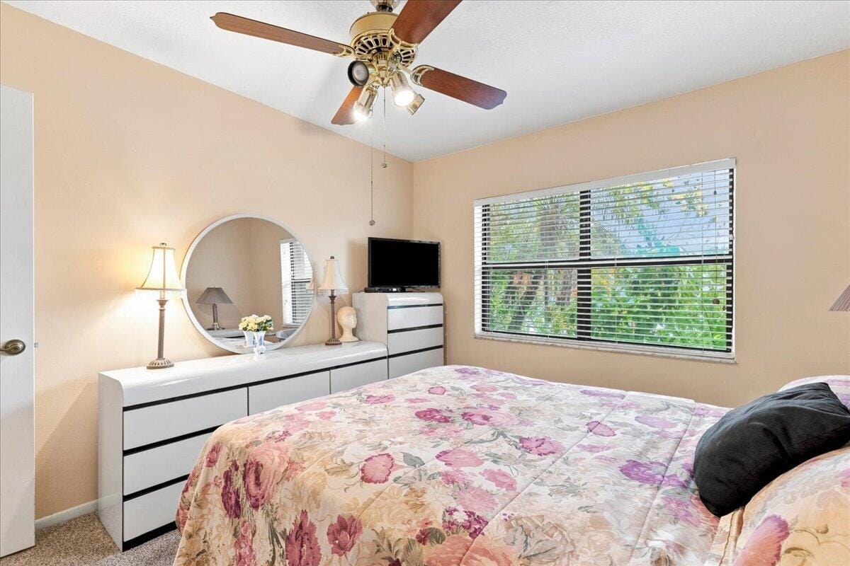 9843 NW 75TH Court NW, Tamarac, FL 33321 photo 23