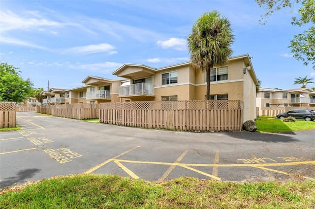 4140 NW 79th Avenue 2B, Doral, FL 33166