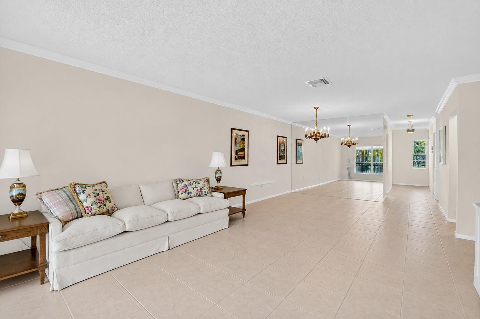 9287 VISTA DEL LAGO 13 D — photo 6