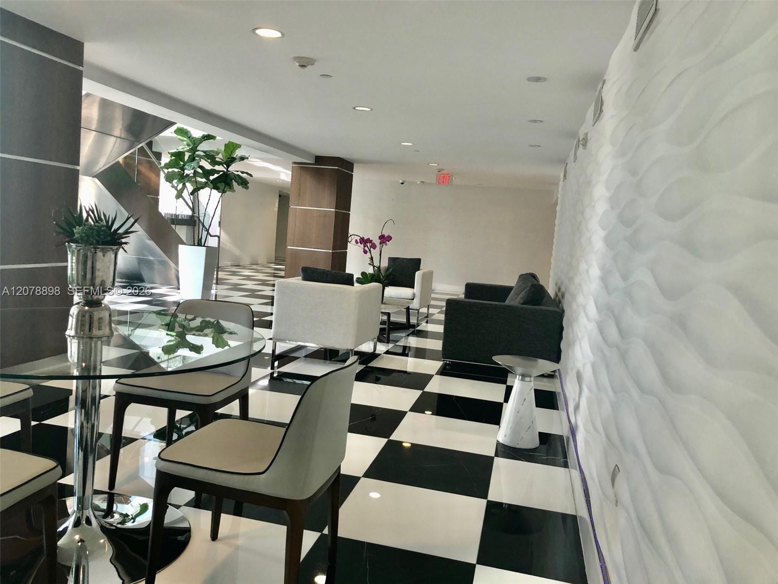 1800 N Bayshore Drive 3710 — photo 10