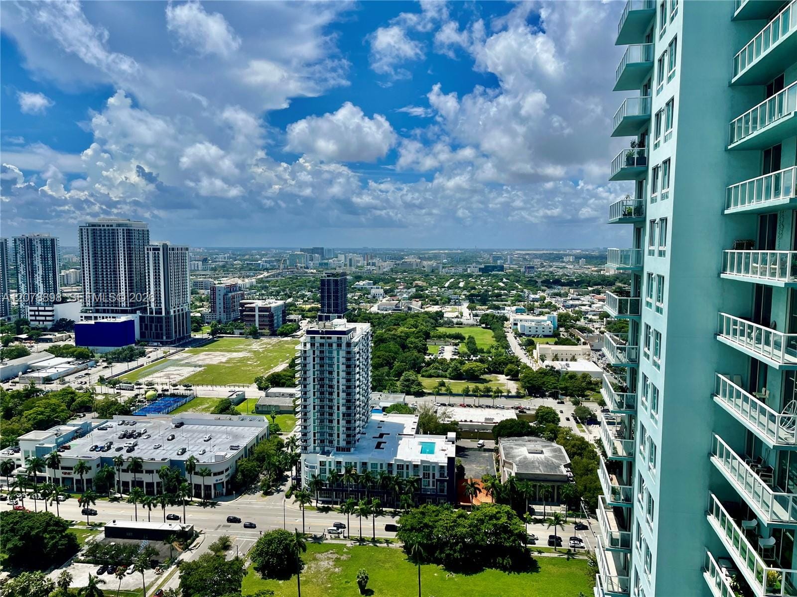 1800 N Bayshore Drive 3710 — photo 8