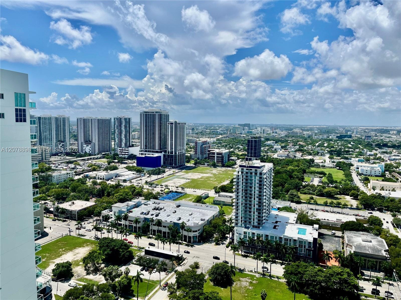 1800 N Bayshore Drive 3710 — photo 9