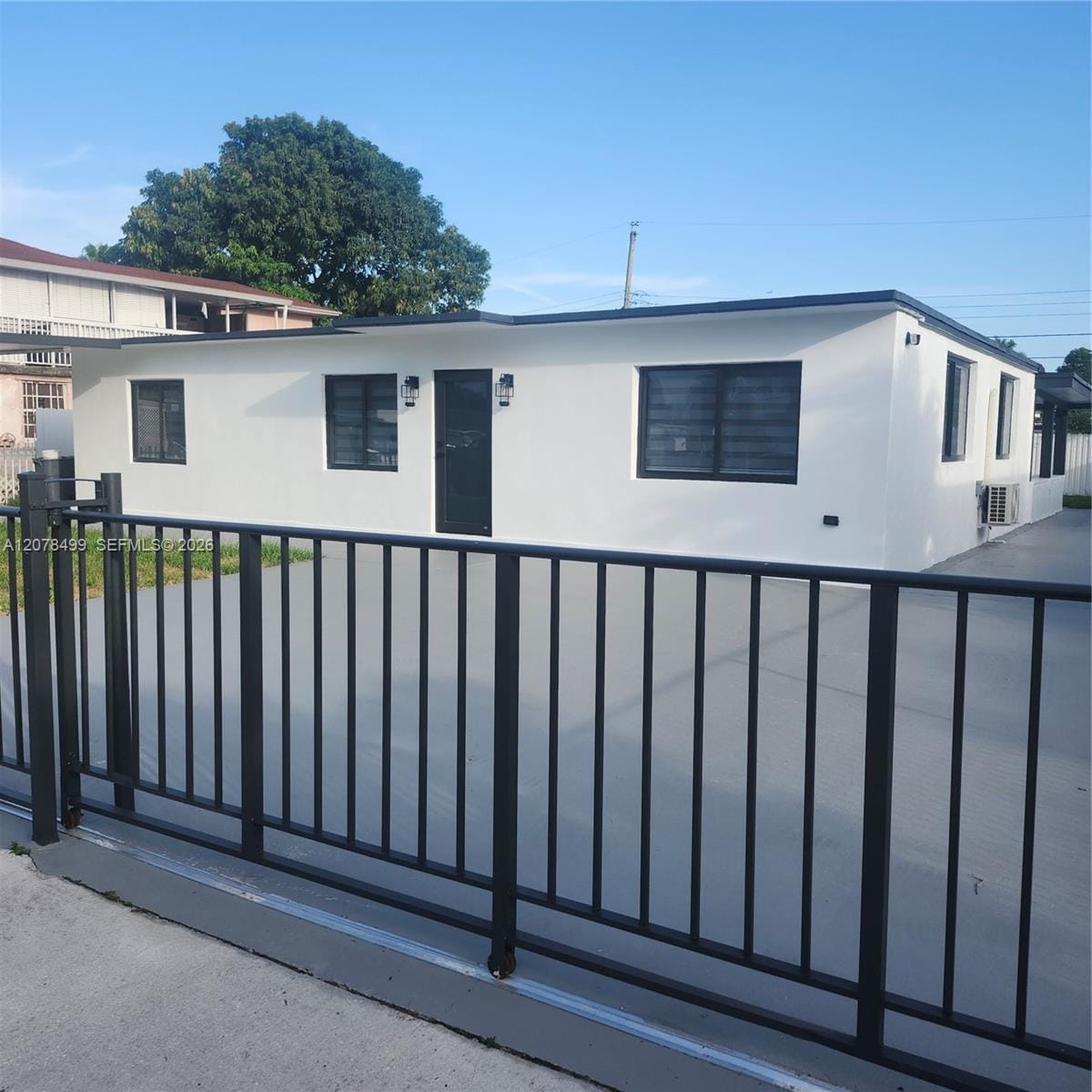 730 E 17th Street, Hialeah, FL 33010