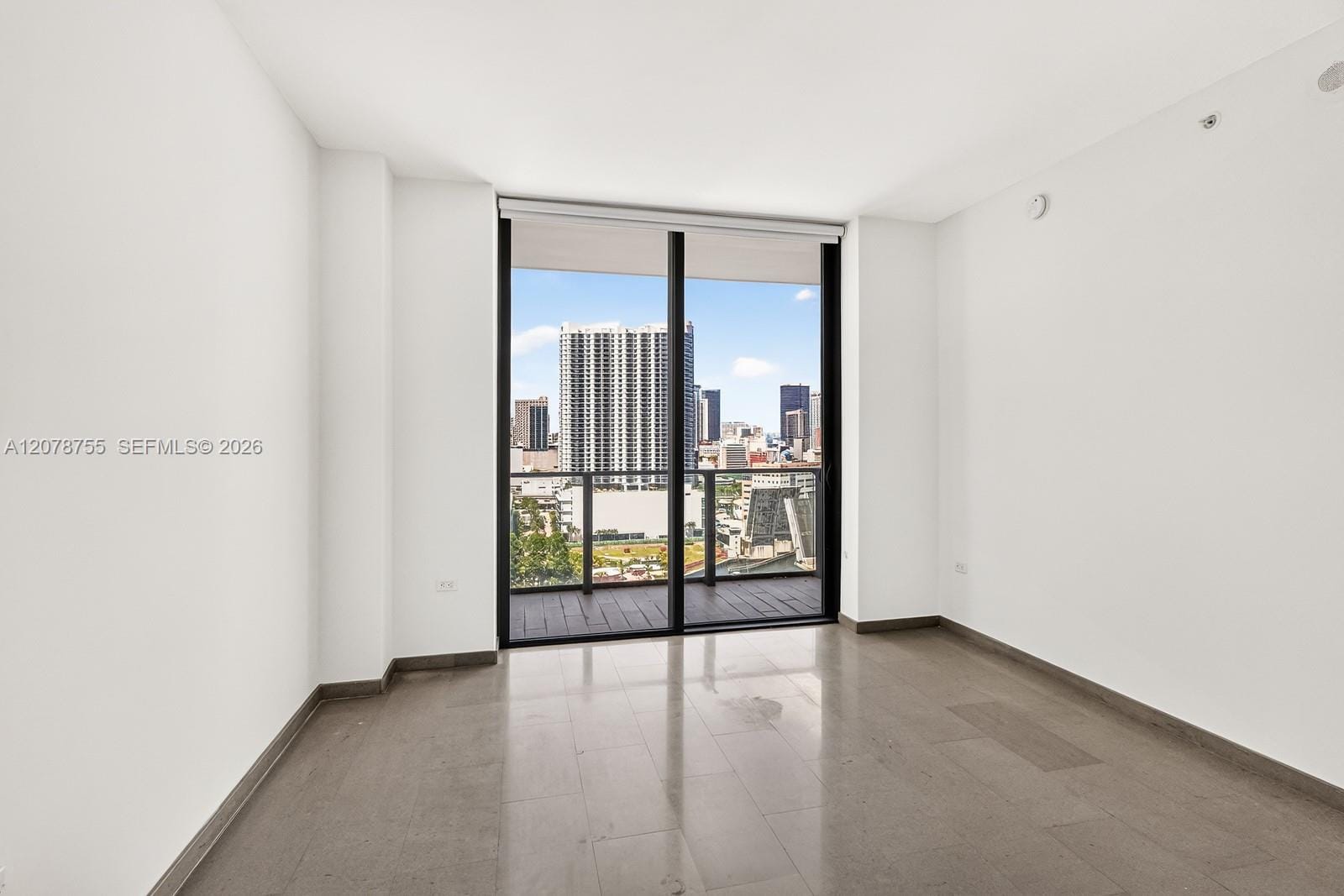 88 SW 7th Street 1511, Miami, FL 33130 photo 8