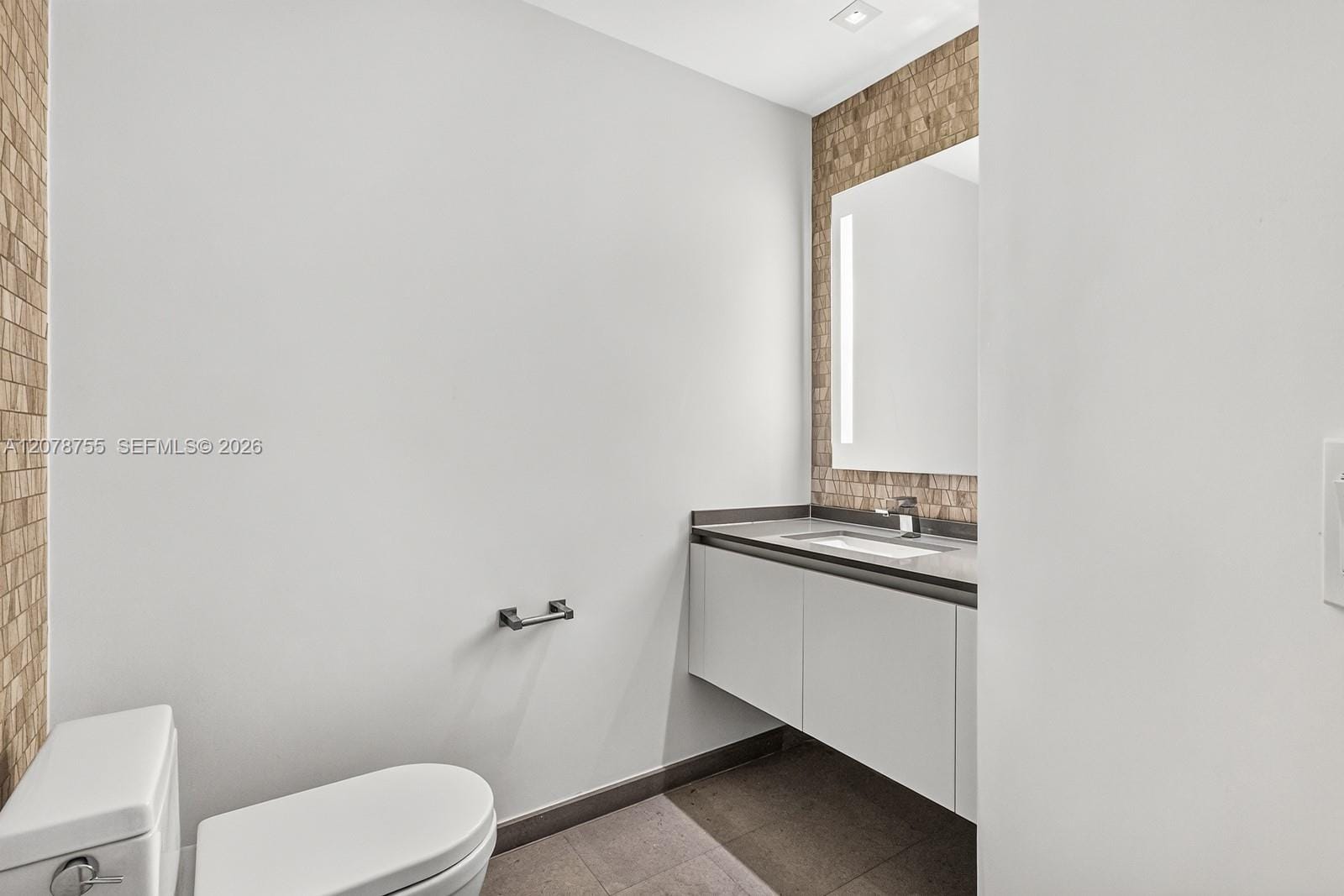 88 SW 7th Street 1511, Miami, FL 33130 photo 12