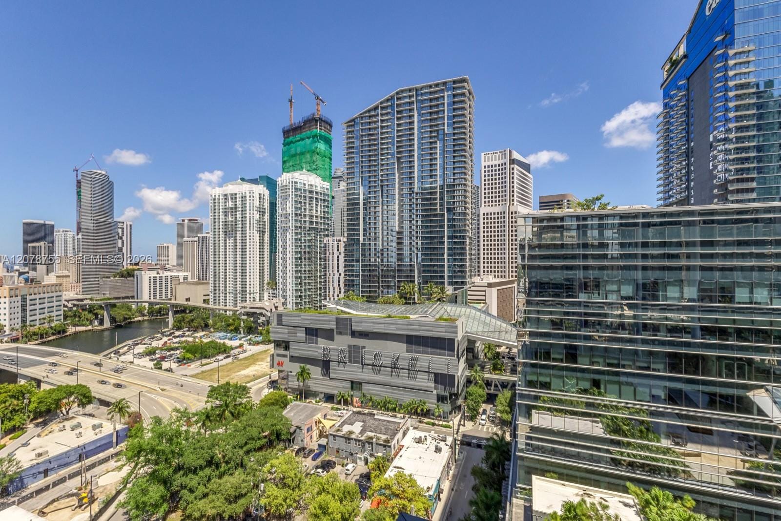 88 SW 7th Street 1511, Miami, FL 33130 photo 17