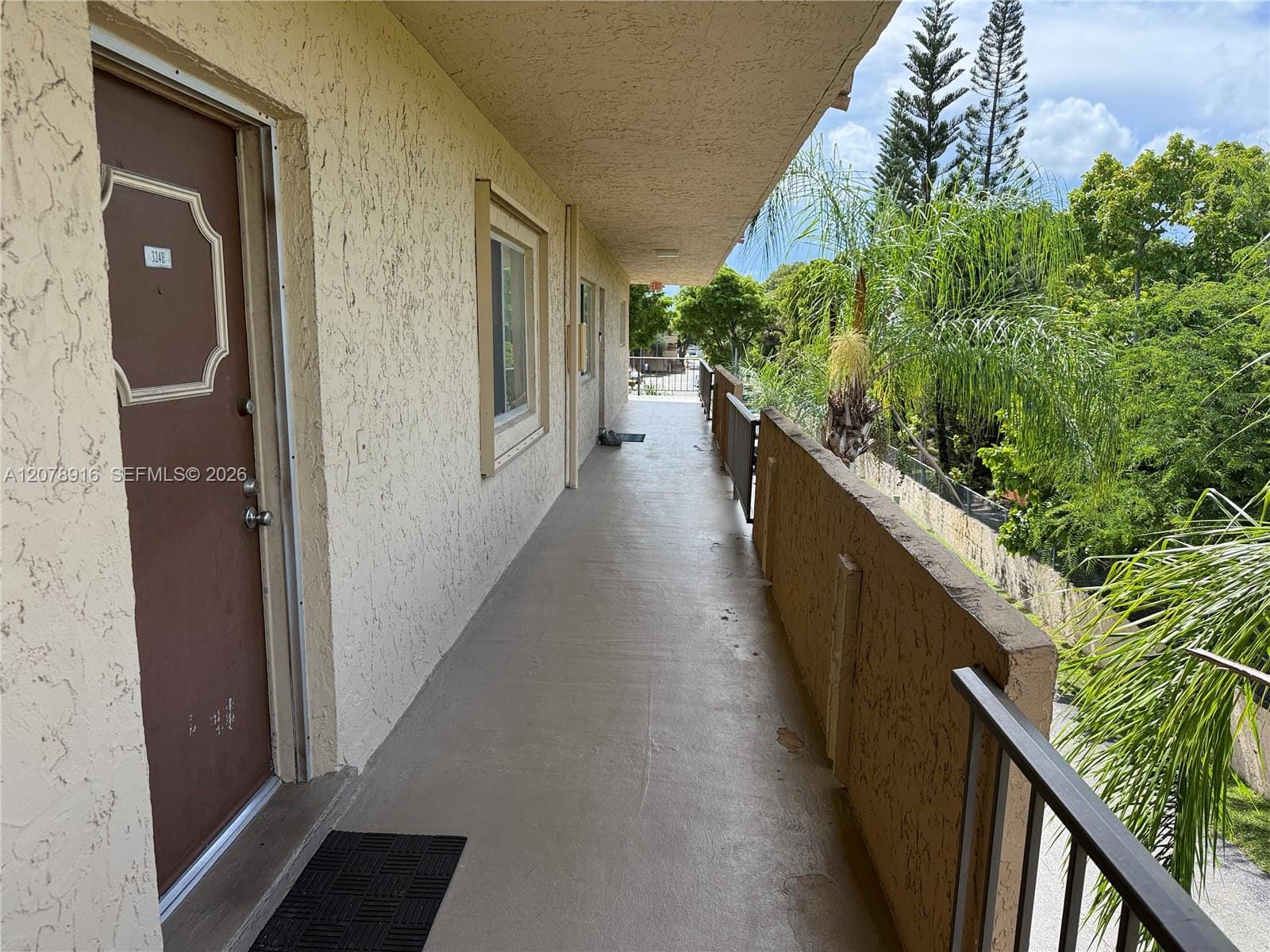 8401 SW 107th Avenue 324E, Miami, FL 33173