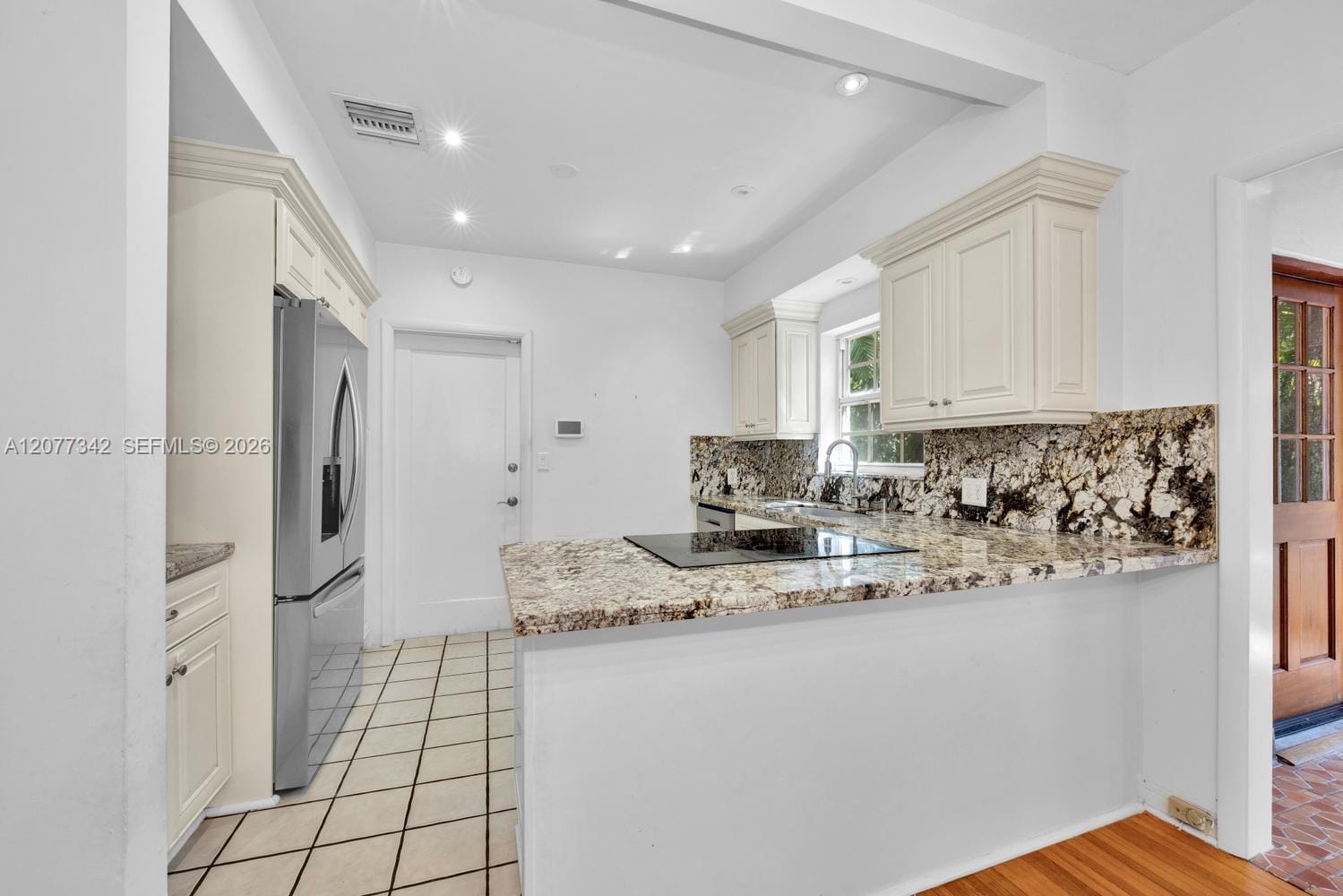 5111 Maggiore Street — photo 12