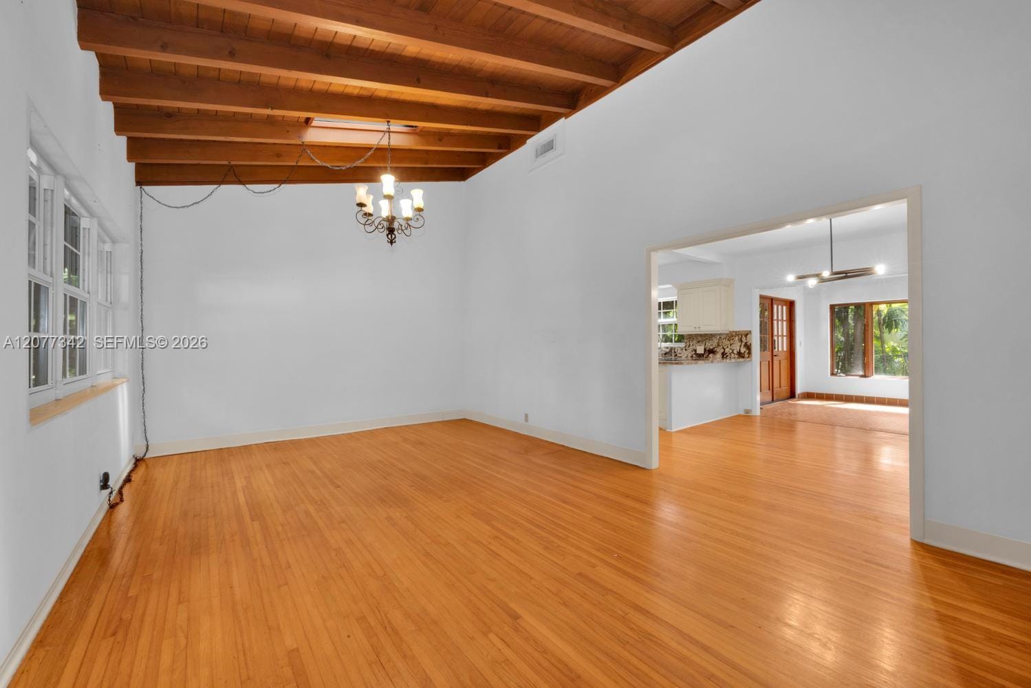 5111 Maggiore Street — photo 5
