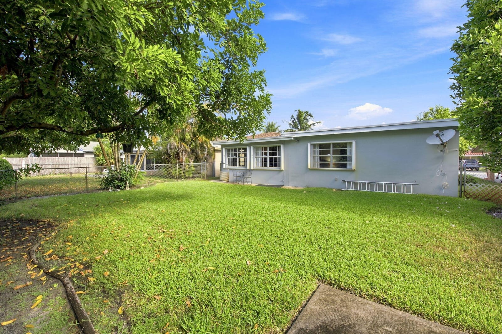 468 NW 48th Street — photo 3