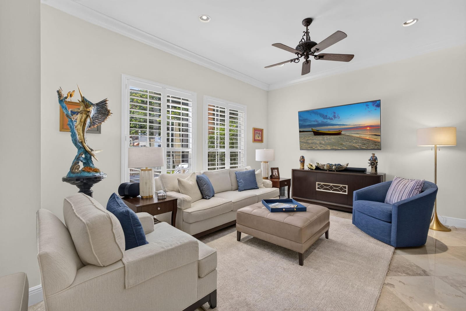 40 Marina Gardens Drive — photo 5