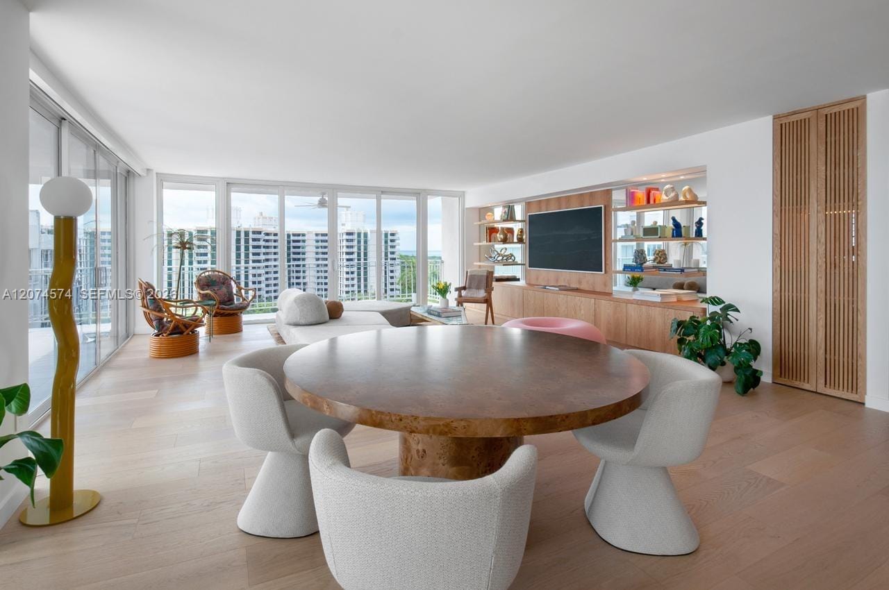881 Ocean Drive 10A — photo 4