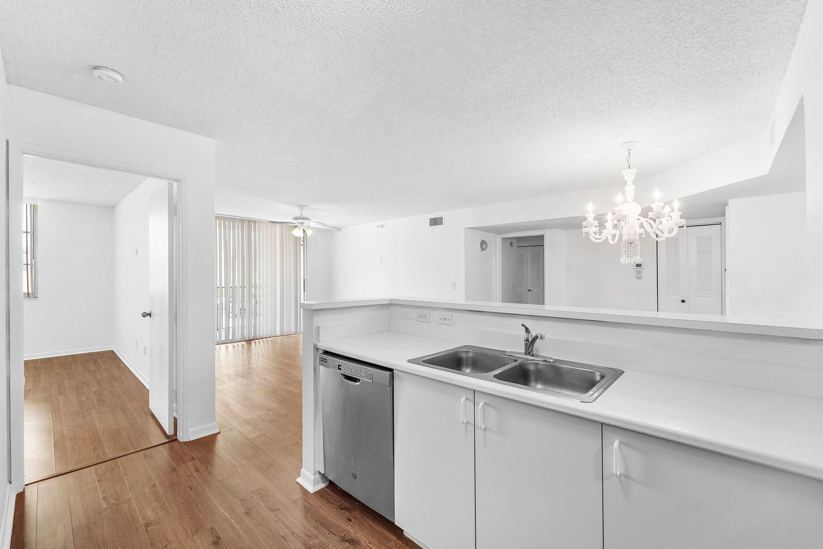 167 Yacht Club Way 205, Hypoluxo, FL 33462 photo 13