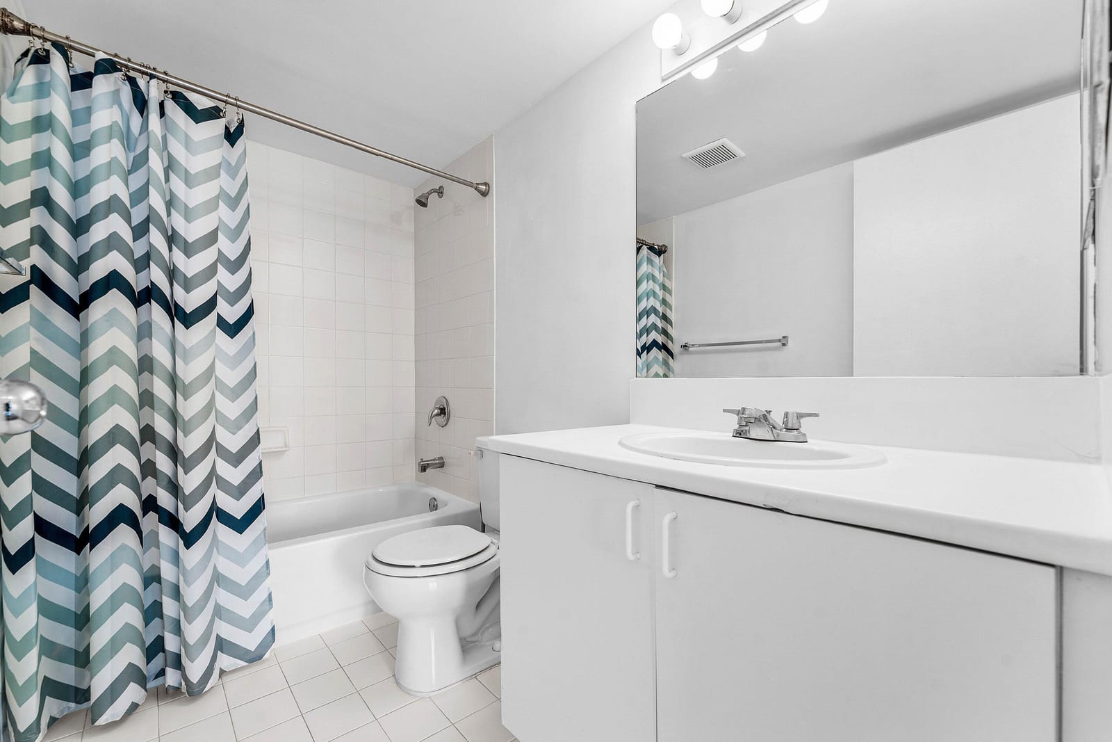 167 Yacht Club Way 205, Hypoluxo, FL 33462 photo 17