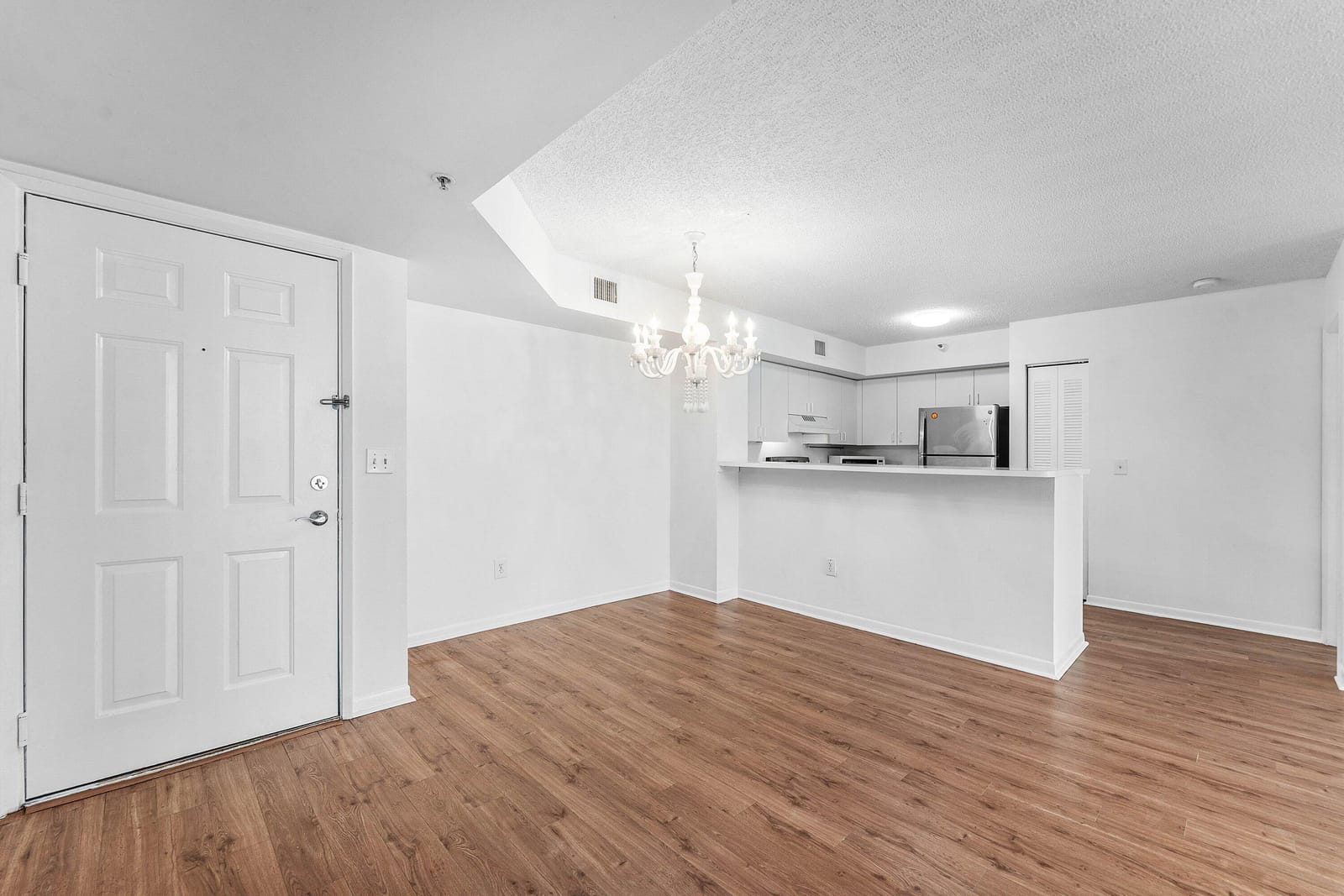 167 Yacht Club Way 205, Hypoluxo, FL 33462 photo 3