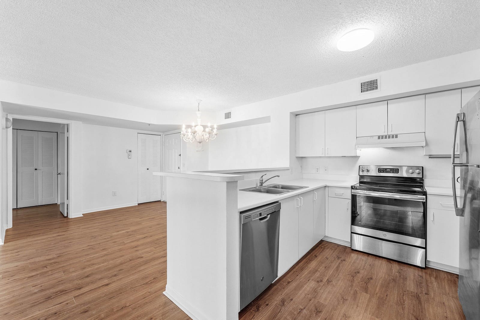 167 Yacht Club Way 205, Hypoluxo, FL 33462 photo 10