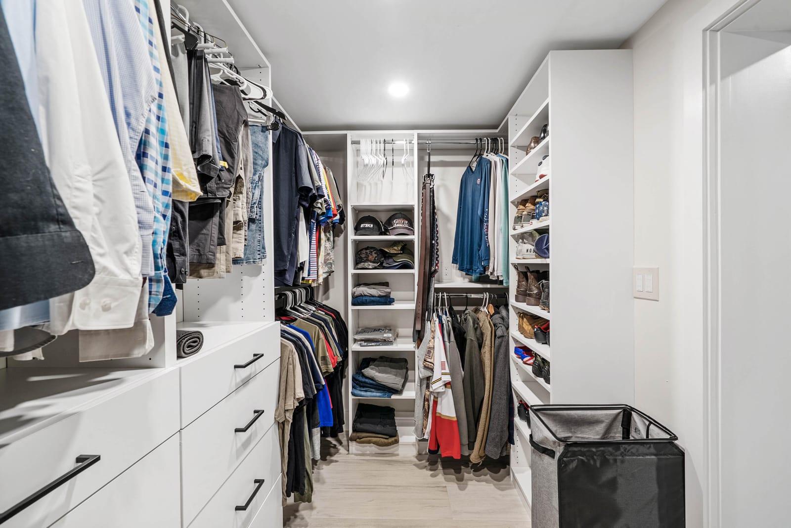 648 SW 3RD Street — photo 12