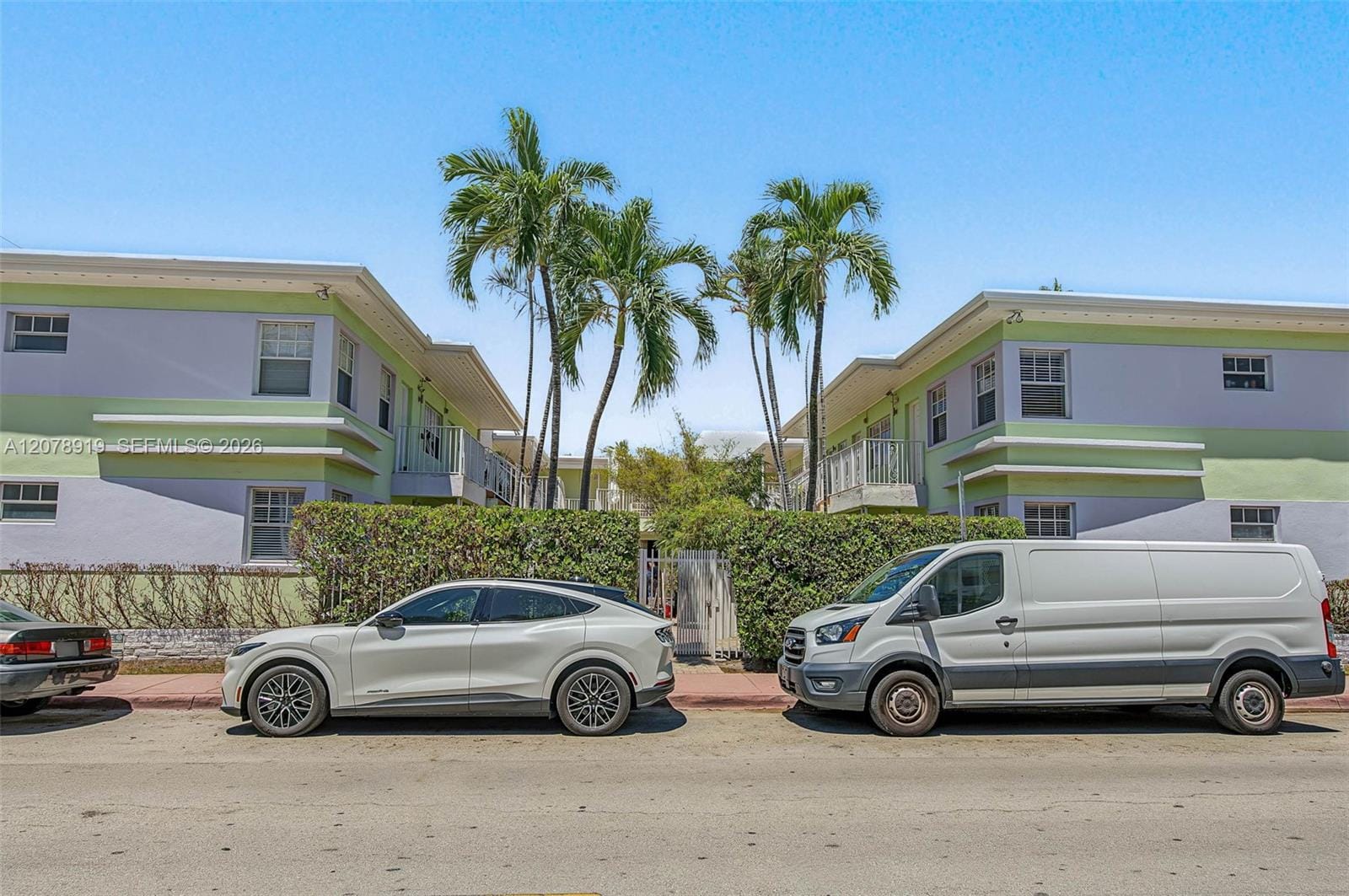 915 8th Street 102, Miami Beach, FL 33139