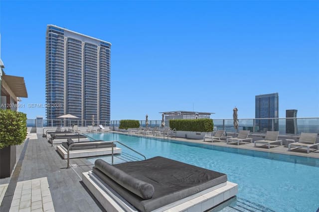 1010 Brickell Avenue 2102, Miami, FL 33131