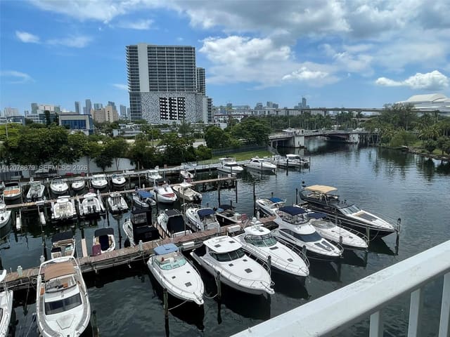 1740 N River Drive 612, Miami, FL 33125