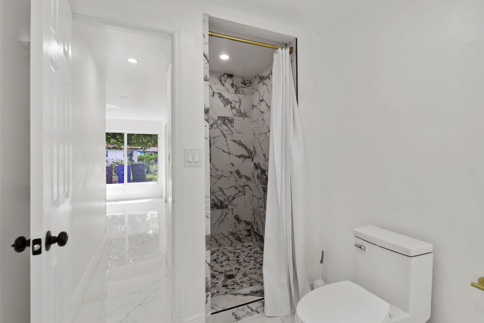1530 NW 18TH Court, Fort Lauderdale, FL 33311 photo 8