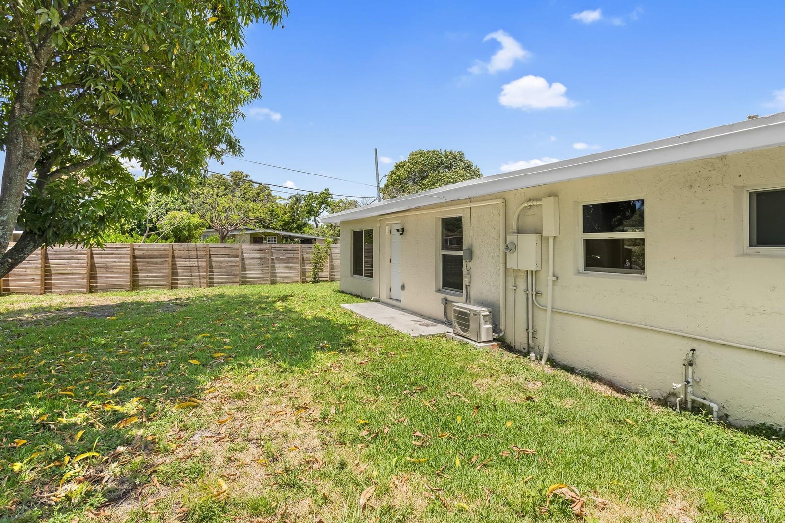 1530 NW 18TH Court, Fort Lauderdale, FL 33311 photo 17