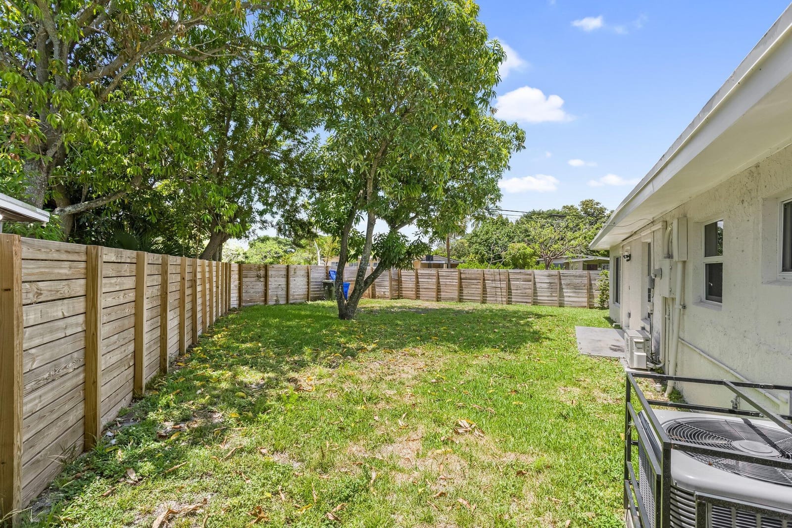 1530 NW 18TH Court, Fort Lauderdale, FL 33311 photo 18