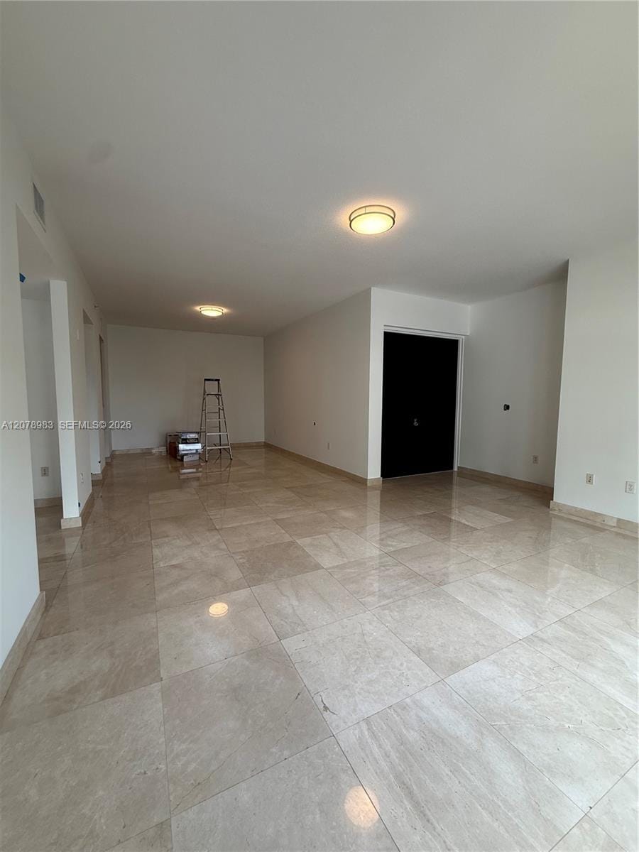 650 Valencia Avenue 303 — photo 4