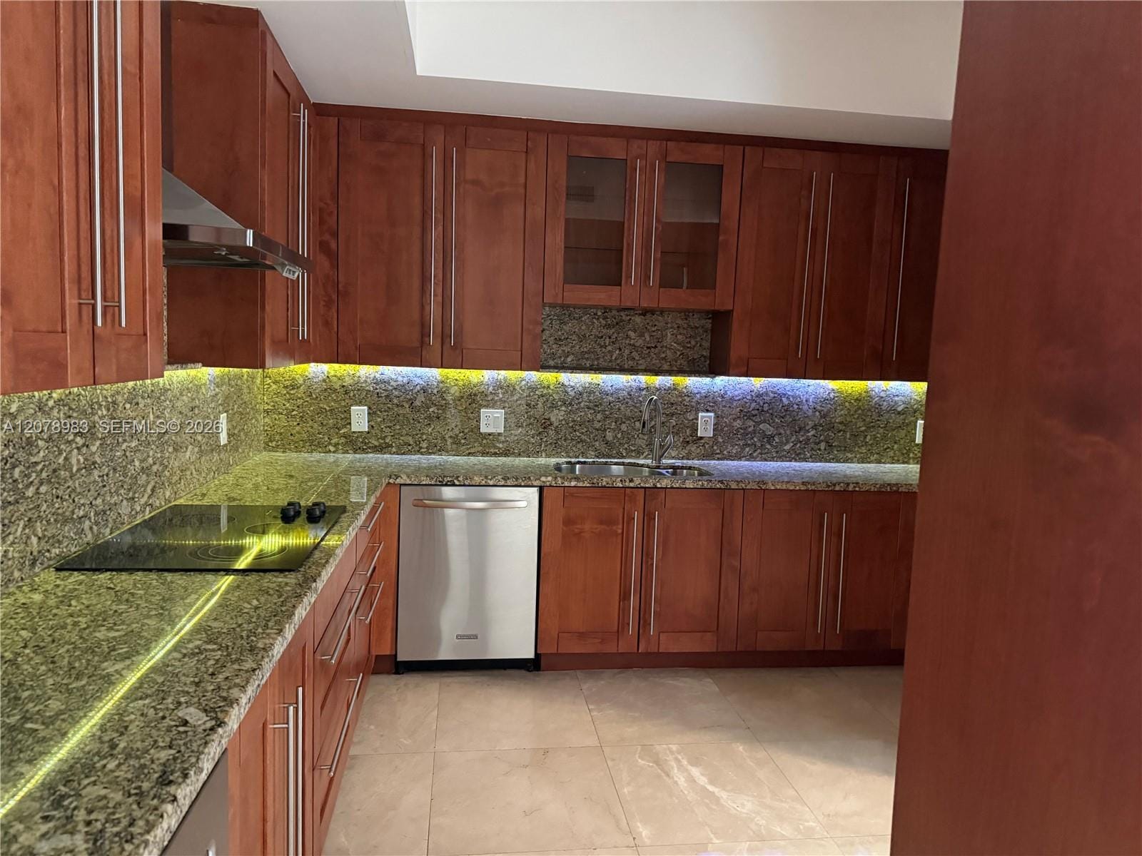 650 Valencia Avenue 303 — photo 10
