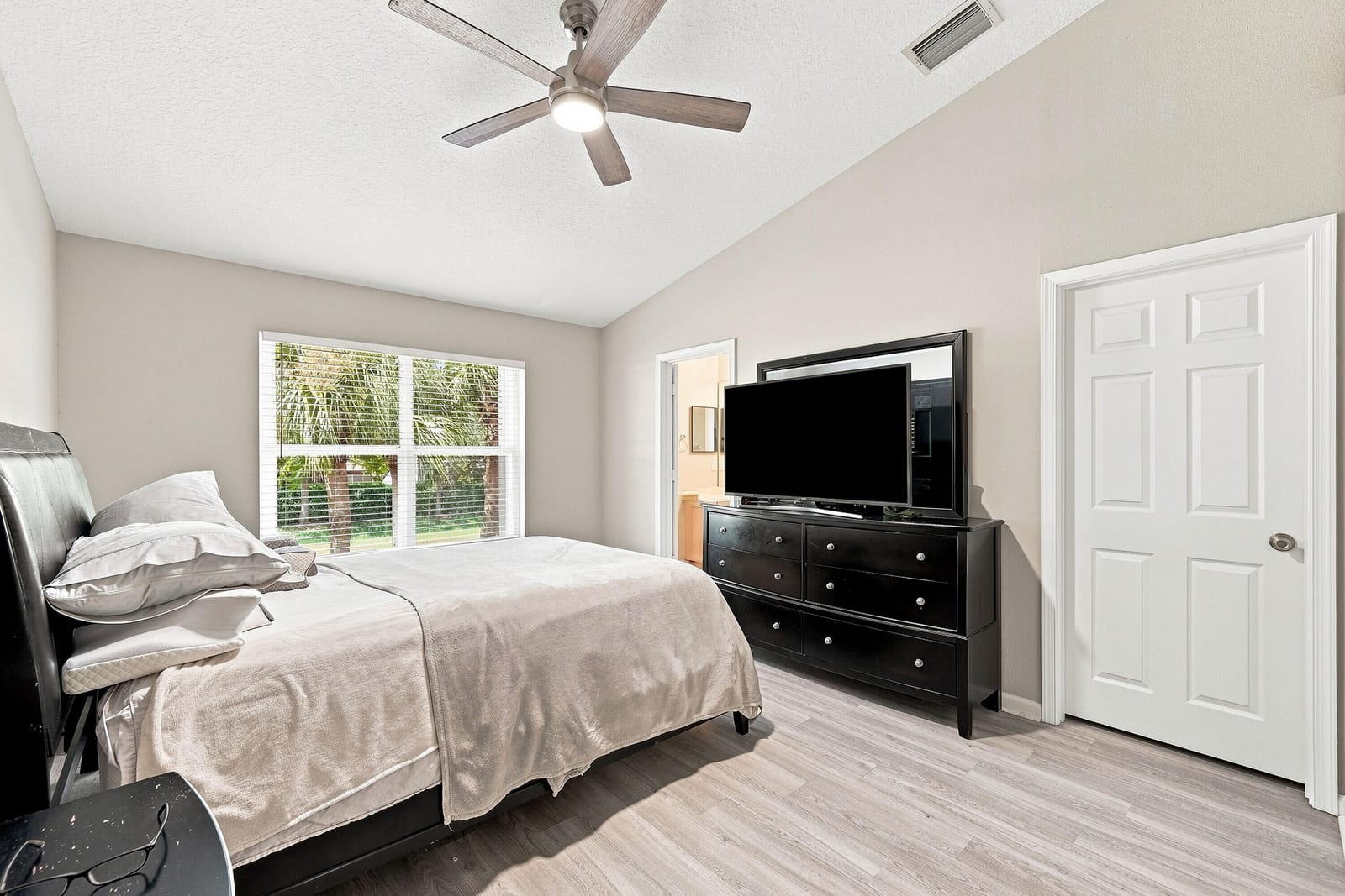 9989 PORTA LEONA Lane, Boynton Beach, FL 33472 photo 23