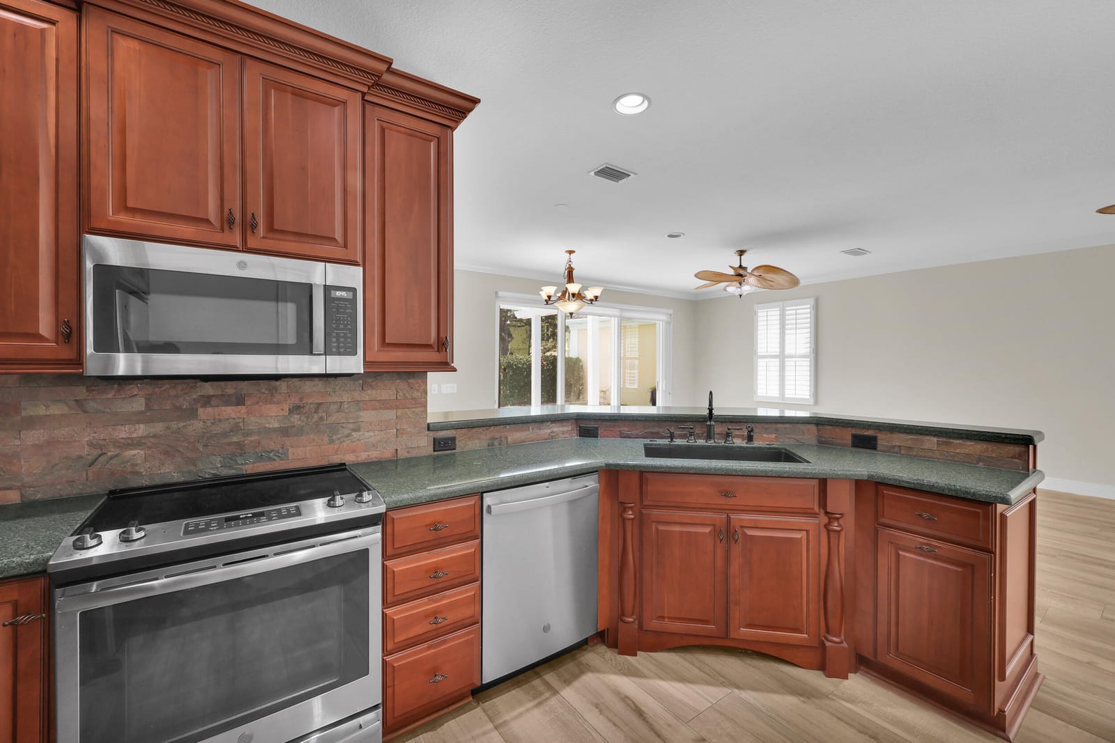 325 Sweet Bay Circle, Jupiter, FL 33458 photo 7