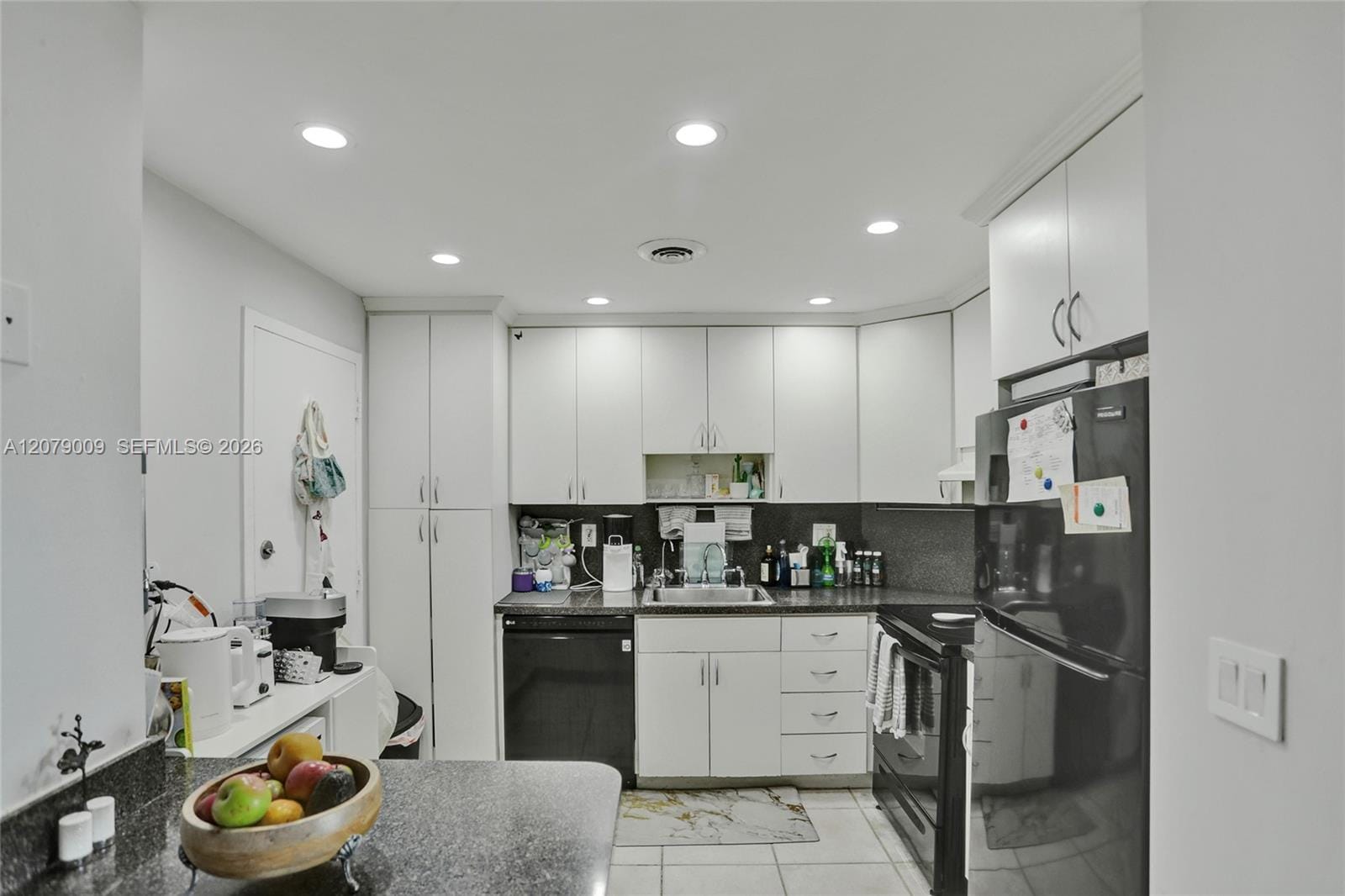 300 Bayview Drive PH10 — photo 9
