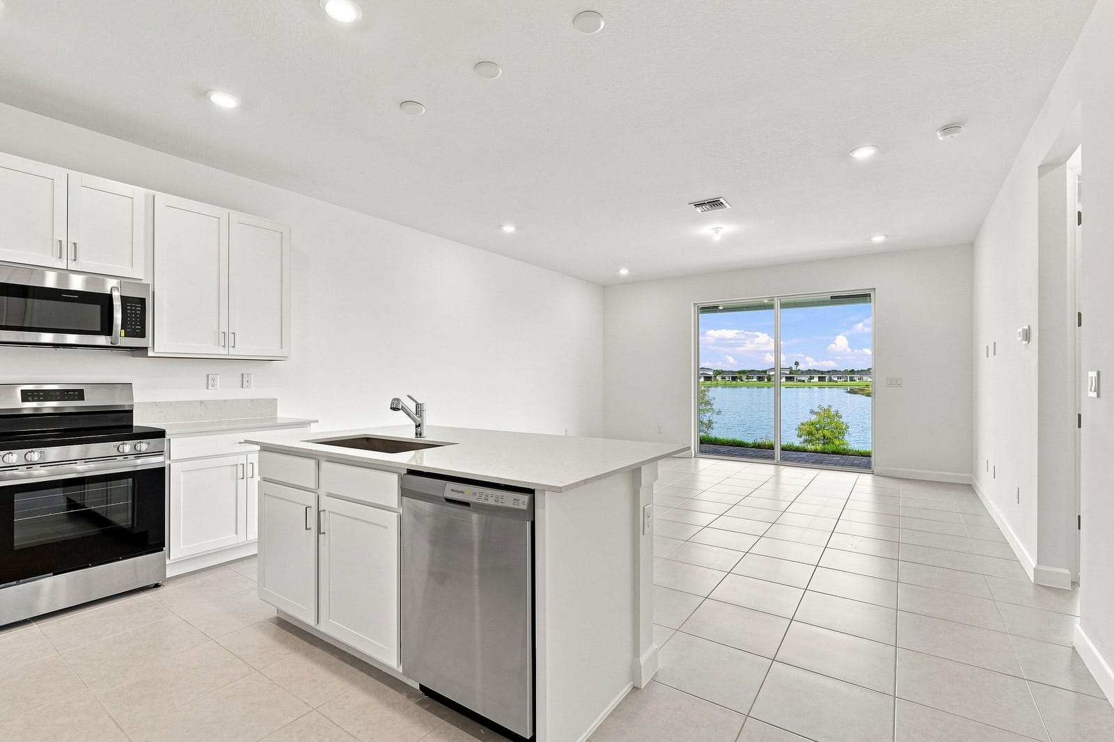 3556 Spanish Cedar Place — photo 5