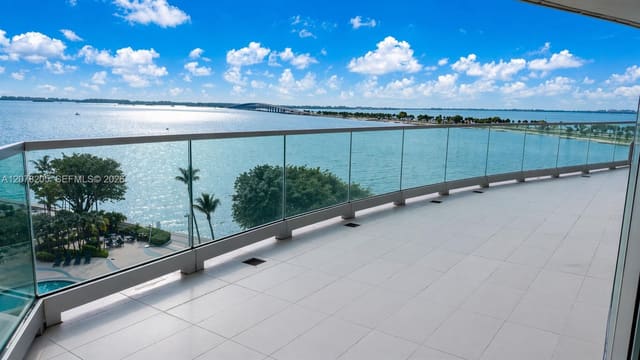 175 SE 25th Road 504, Miami, FL 33131