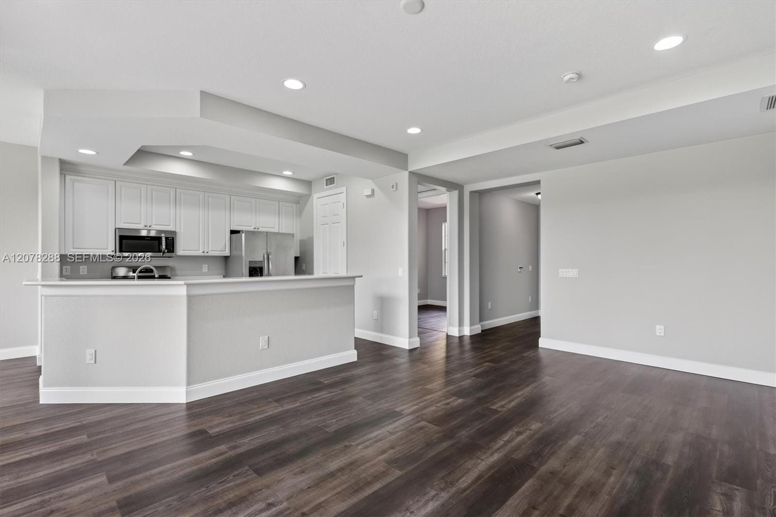 8351 NW 128th Lane 22-B — photo 5