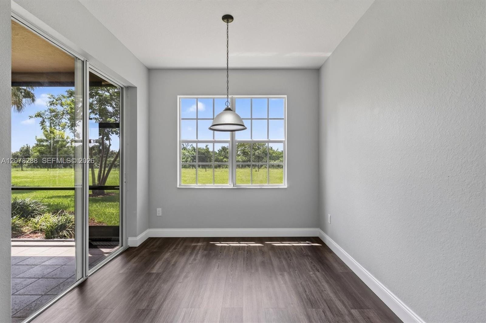 8351 NW 128th Lane 22-B — photo 6